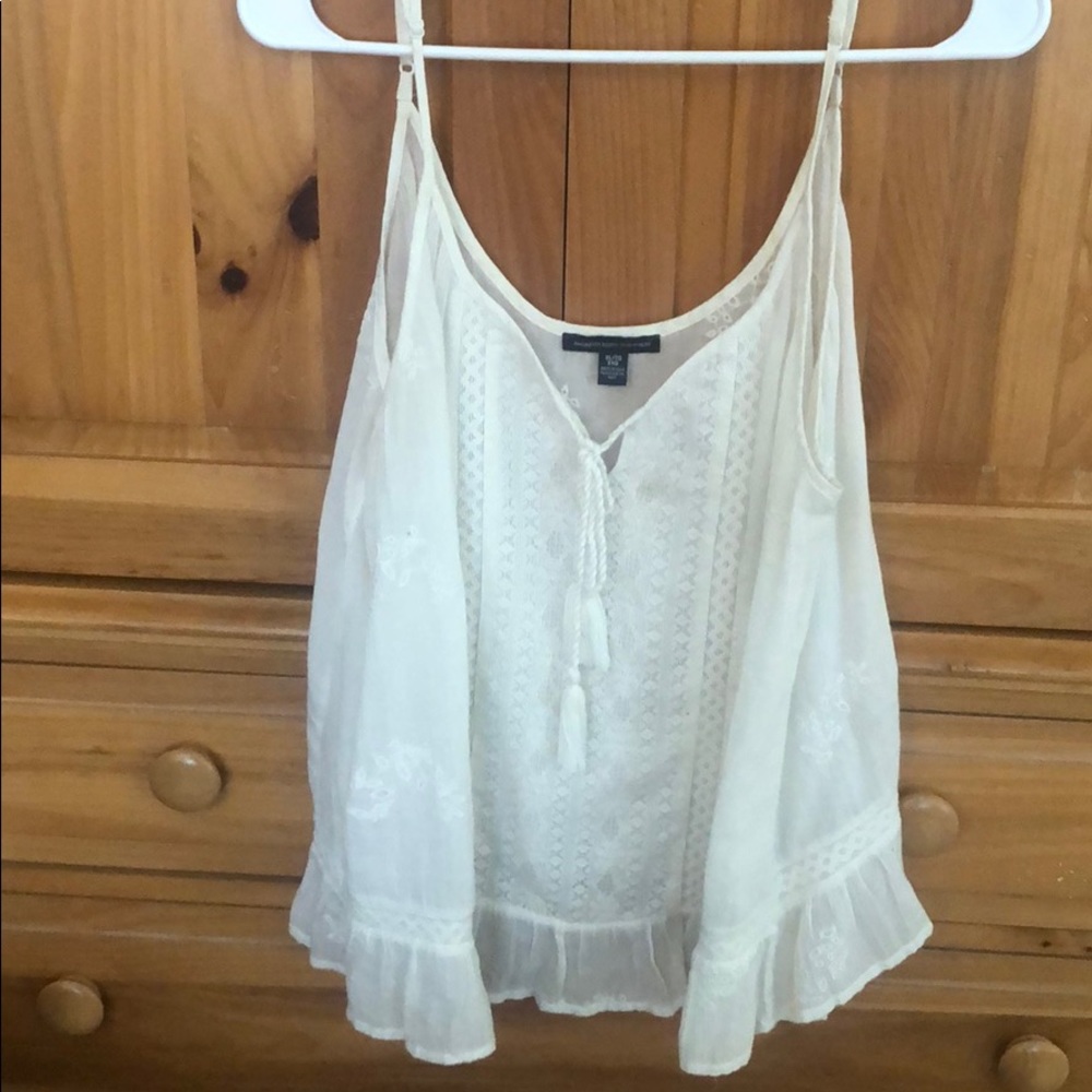 Creme tank with cute details